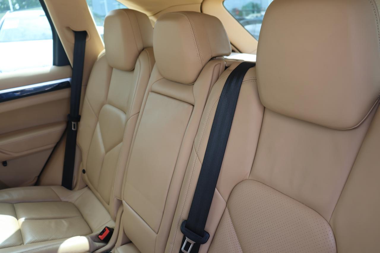 2012 PORSCHE CAYENNE Houston TX