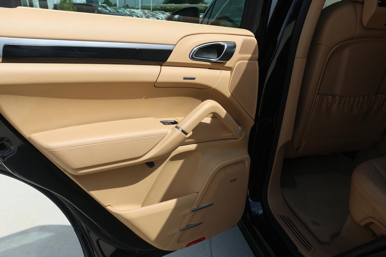 2012 PORSCHE CAYENNE Houston TX