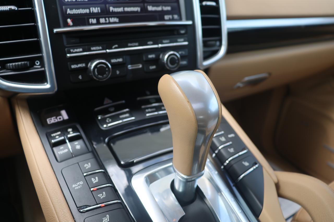 2012 PORSCHE CAYENNE Houston TX