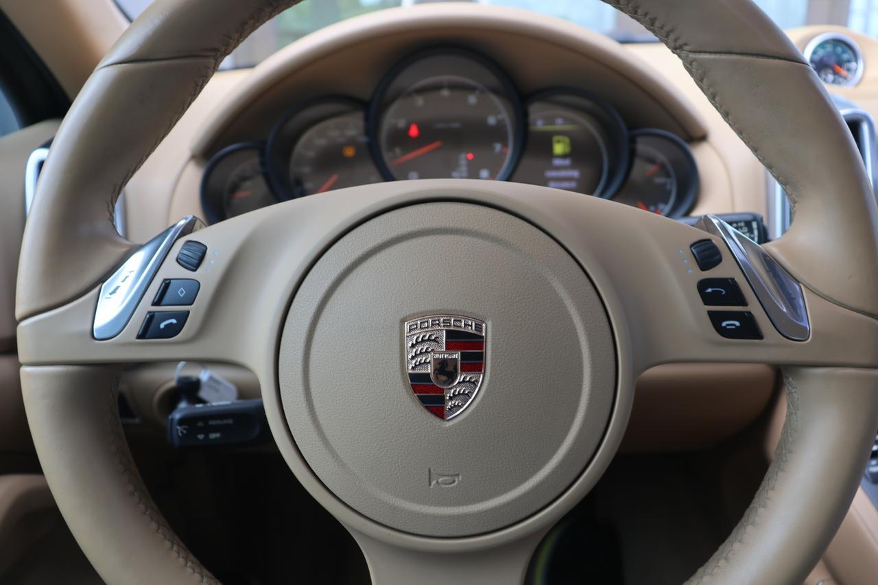 2012 PORSCHE CAYENNE Houston TX