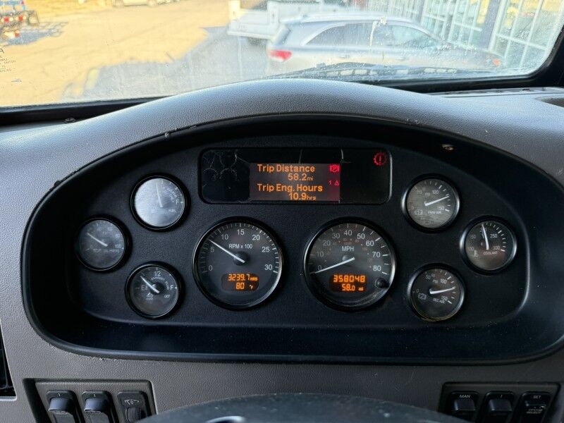 2012 Peterbilt 348 Collinsville OK