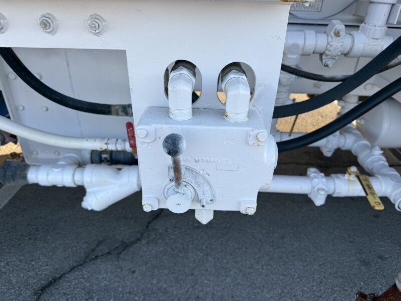 2012 Peterbilt 348 Collinsville OK