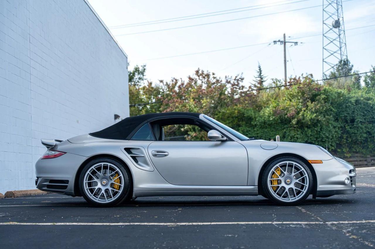 2012 Porsche 911 Turbo S Convertible 2D St. Louis MO
