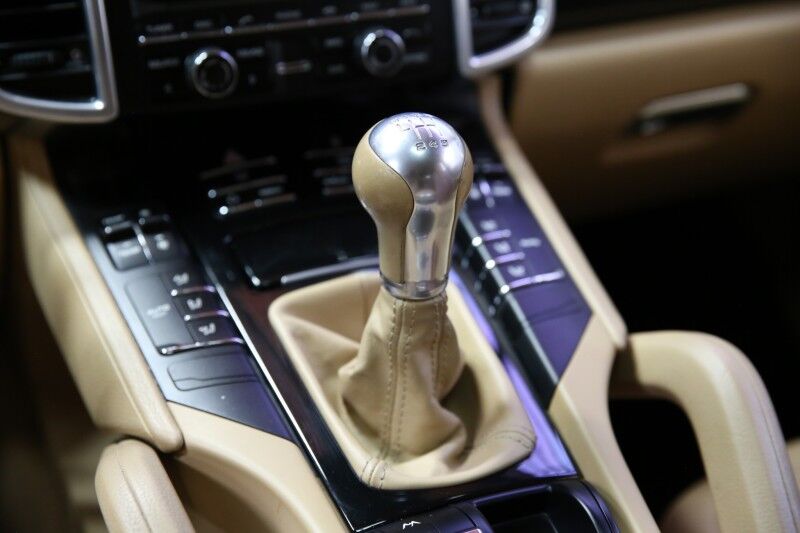 2012 Porsche Cayenne Plainview NY