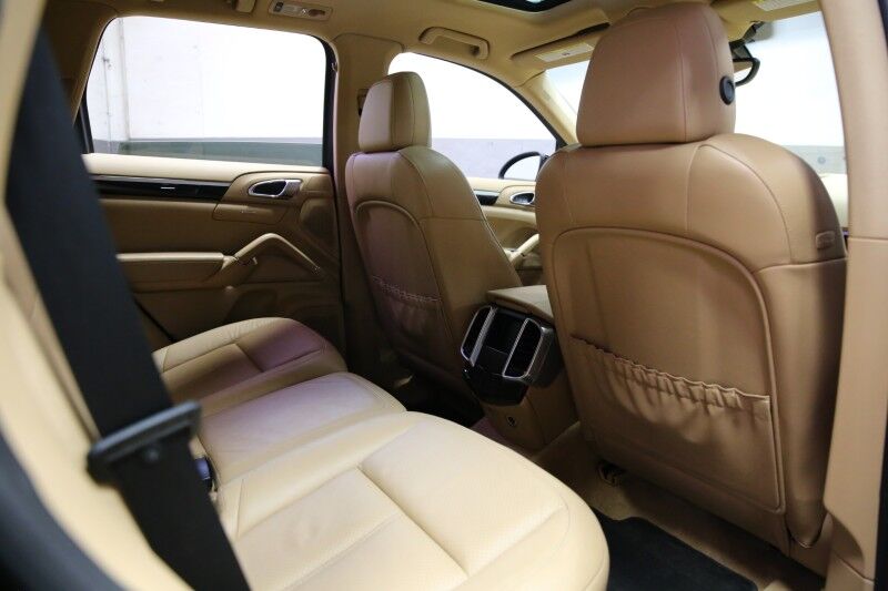 2012 Porsche Cayenne Plainview NY