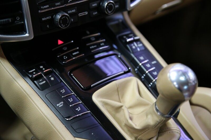 2012 Porsche Cayenne Plainview NY