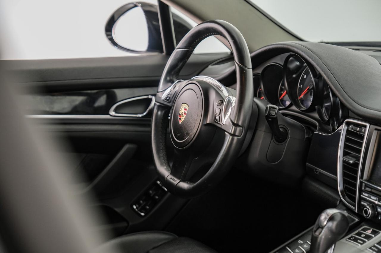 2012 Porsche Panamera 4 AWD PREMIUM PKG NAVIGATION SUNROOF LEATHER HEATED SEATS REAR CAMERA Carrollton TX