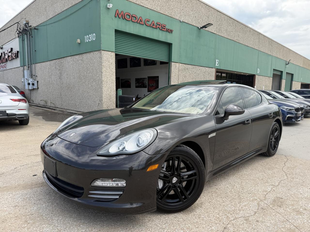2012 Porsche Panamera 4