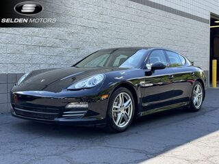 2012_Porsche_Panamera_4S_ Willow Grove PA