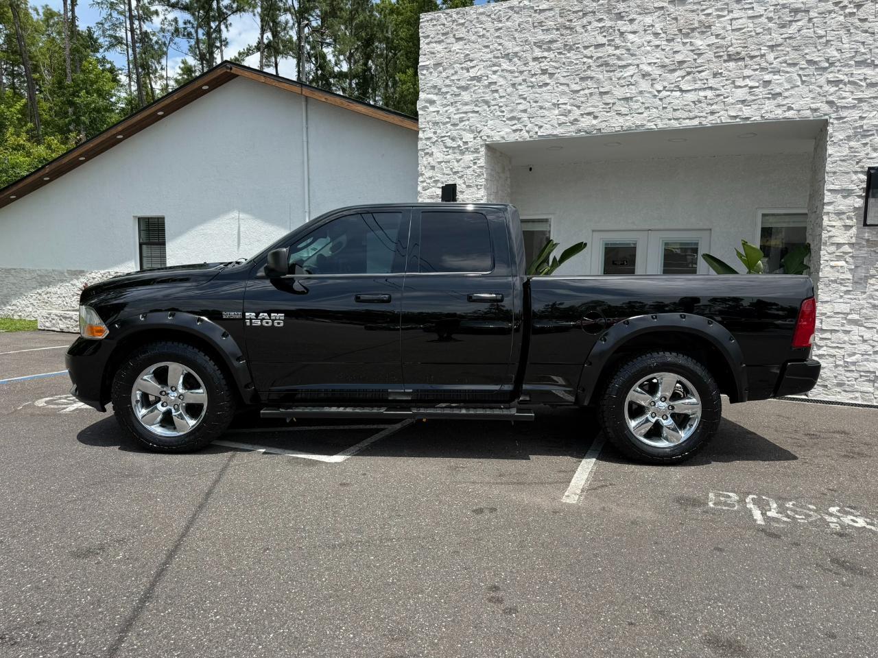 2012 RAM 1500 2WD Quad Cab 140.5" ST