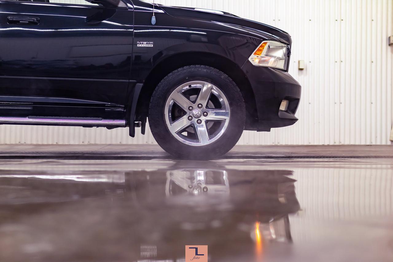 2012 Ram 1500 4x4 Quad Cab Sport HEMI Red Deer AB