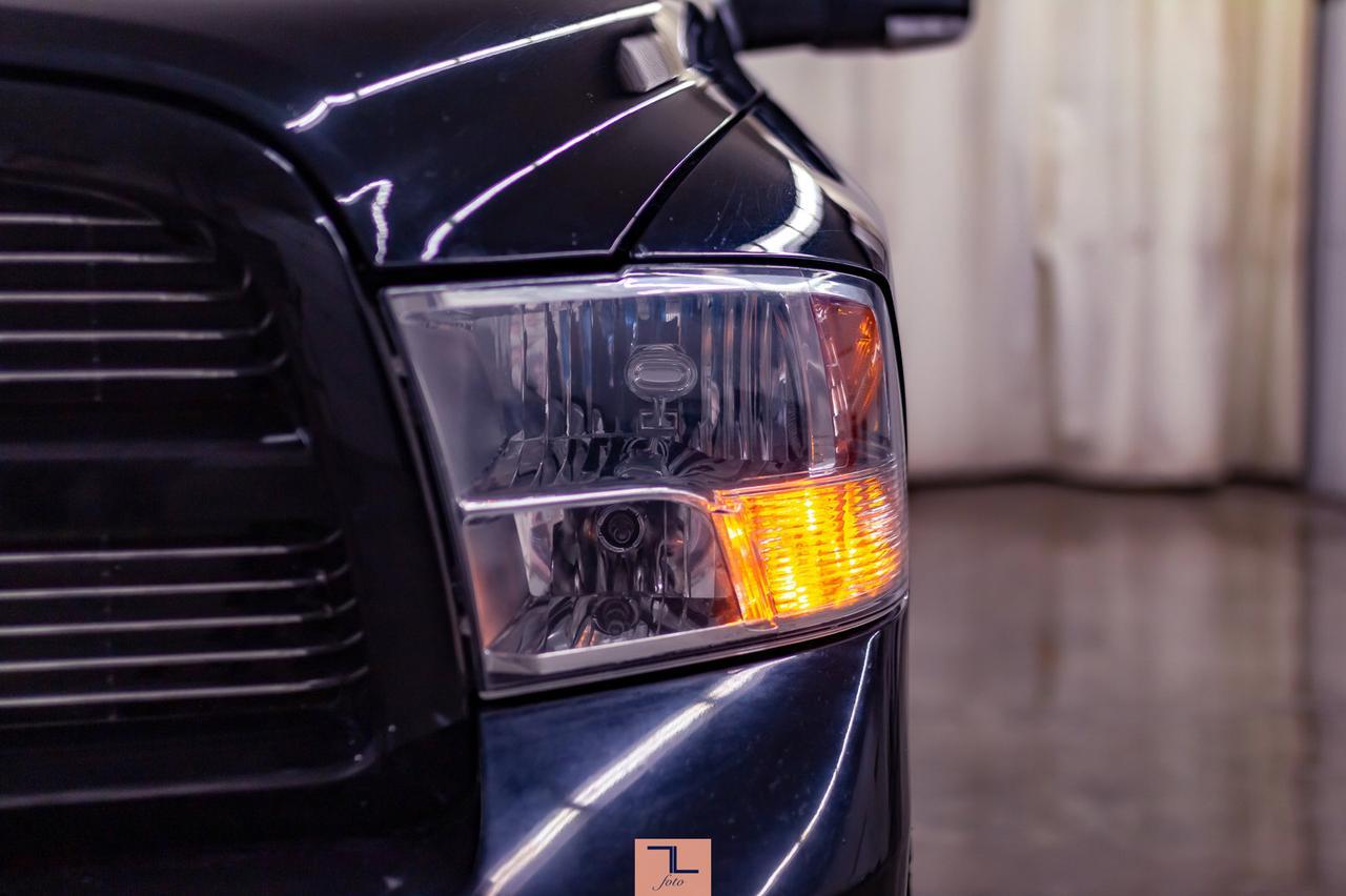 2012 Ram 1500 4x4 Quad Cab Sport HEMI Red Deer AB