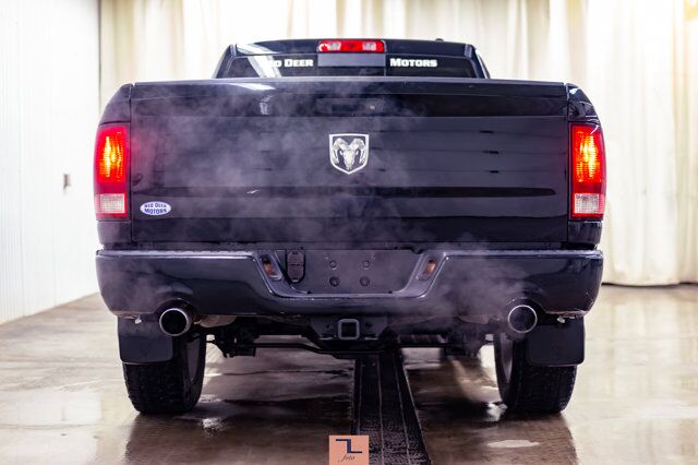 2012 Ram 1500 4x4 Quad Cab Sport HEMI Red Deer AB