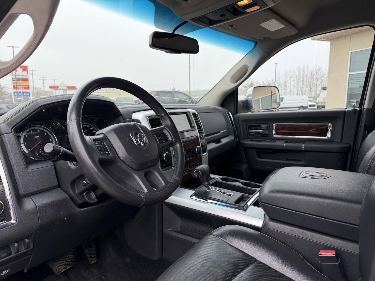 2012 Ram 1500 Laramie Crew Cab 4WD | V8 HEMI | NAV | RamBox | Leather Heated Vented Seats | Remote Start Redwater AB