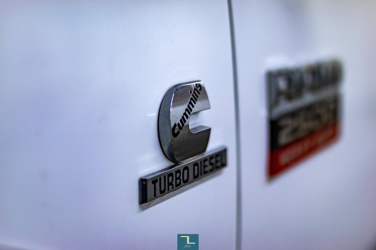 2012 Ram 2500 4x4 Crew Cab Laramie Longbox Diesel Leather Roof Nav Red Deer AB