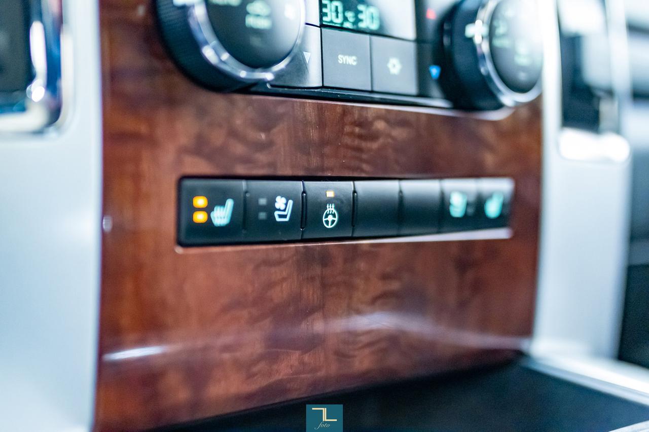 2012 Ram 2500 4x4 Crew Cab Laramie Longbox Diesel Leather Roof Nav Red Deer AB