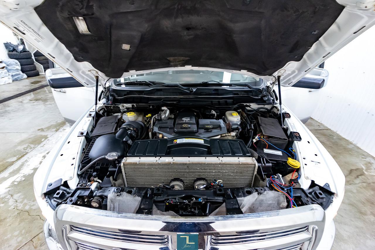 2012 Ram 2500 4x4 Crew Cab Laramie Longbox Diesel Leather Roof Nav Red Deer AB