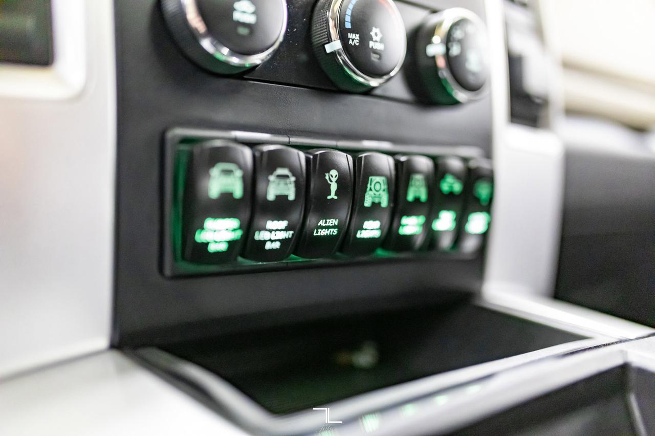 2012 Ram 2500 4x4 Crew Cab SLT Diesel Roof Bcam Red Deer AB