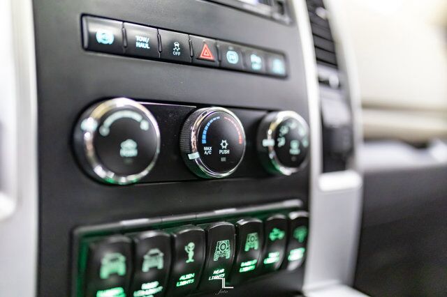 2012 Ram 2500 4x4 Crew Cab SLT Diesel Roof Bcam Red Deer AB