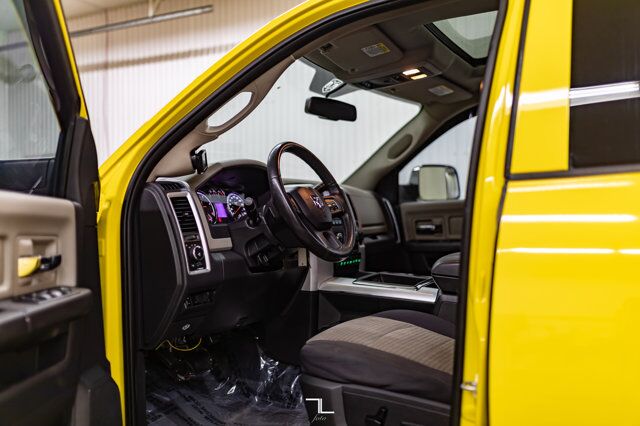 2012 Ram 2500 4x4 Crew Cab SLT Diesel Roof Bcam Red Deer AB