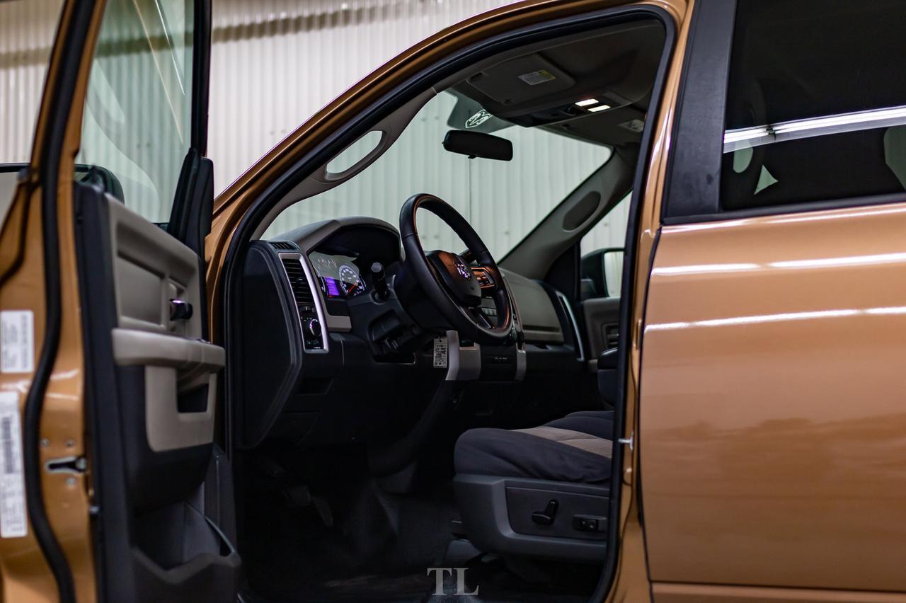 2012 Ram 2500 4x4 Crew Cab SLT Longbox Diesel Red Deer AB