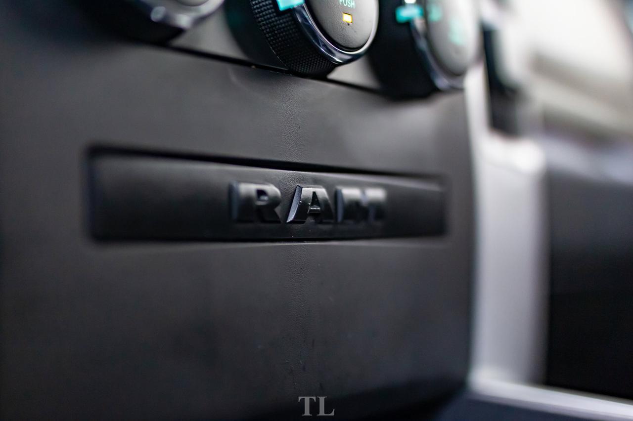 2012 Ram 2500 4x4 Crew Cab SLT Longbox Diesel Red Deer AB