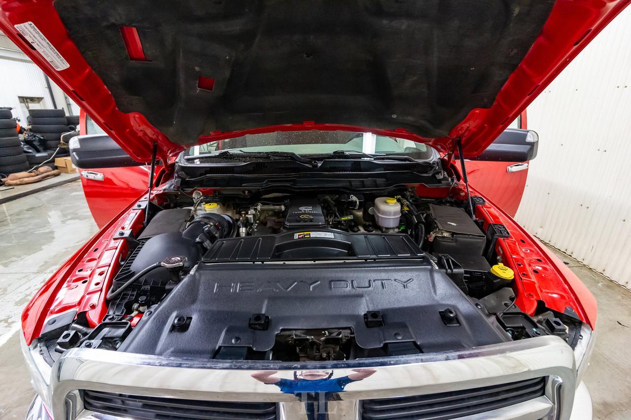 2012 Ram 2500 4x4 Crew Cab ST Longbox Diesel Manual Red Deer AB