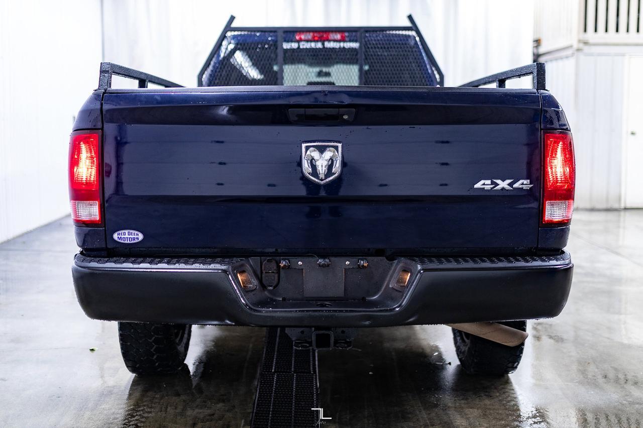 2012 Ram 2500 4x4 Crew Cab SXT Longbox HEMI BCam Red Deer AB