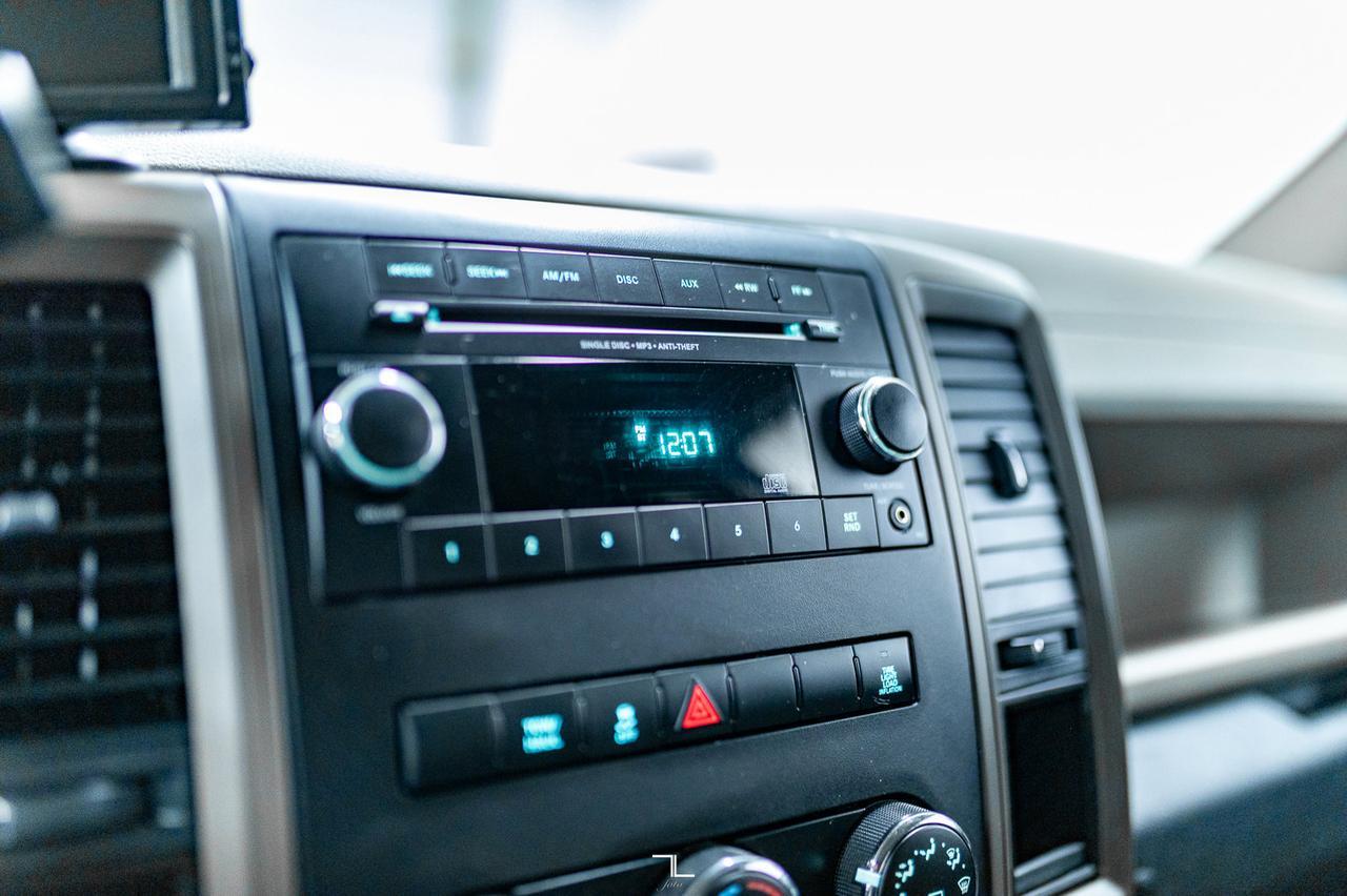 2012 Ram 2500 4x4 Crew Cab SXT Longbox HEMI BCam Red Deer AB