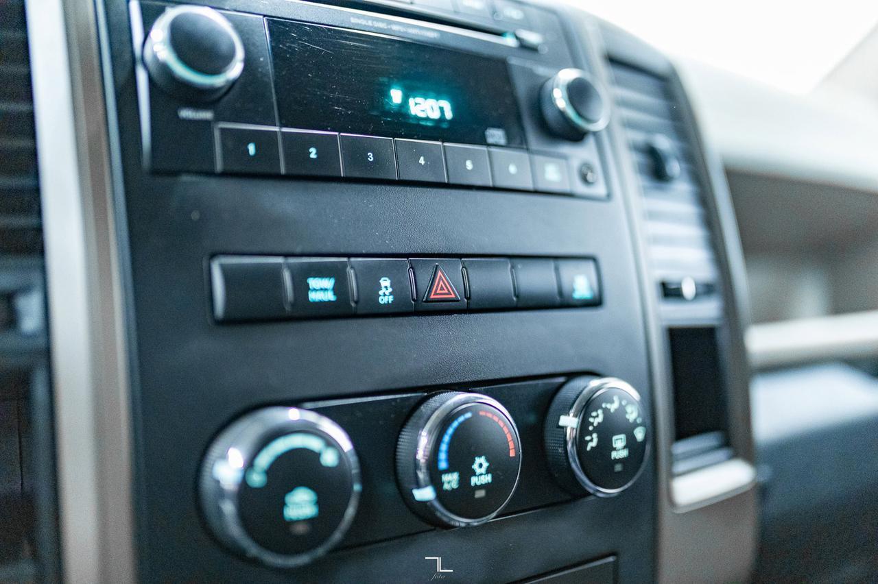 2012 Ram 2500 4x4 Crew Cab SXT Longbox HEMI BCam Red Deer AB