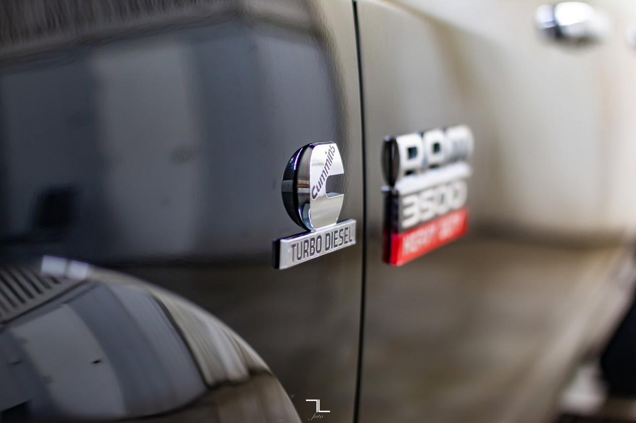 2012 Ram 3500 4x4 Crew Cab Laramie Diesel Leather Roof Nav Red Deer AB