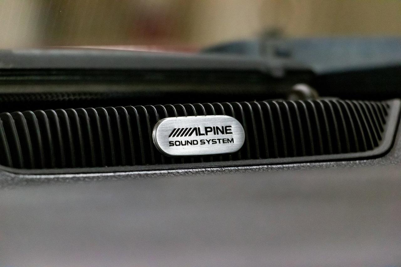 2012 Ram 3500 4x4 Crew Cab Laramie Diesel Leather Roof Nav Red Deer AB