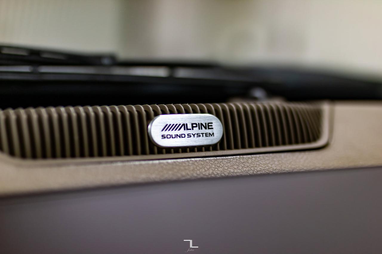 2012 Ram 3500 4x4 Crew Cab Longhorn Diesel Leather Roof Nav Red Deer AB