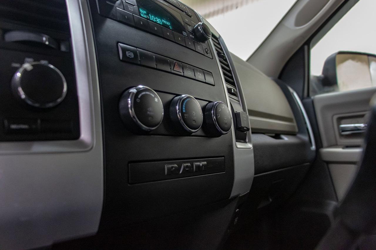 2012 Ram 3500 4x4 Crew Cab SLT Dually Diesel Manual Red Deer AB