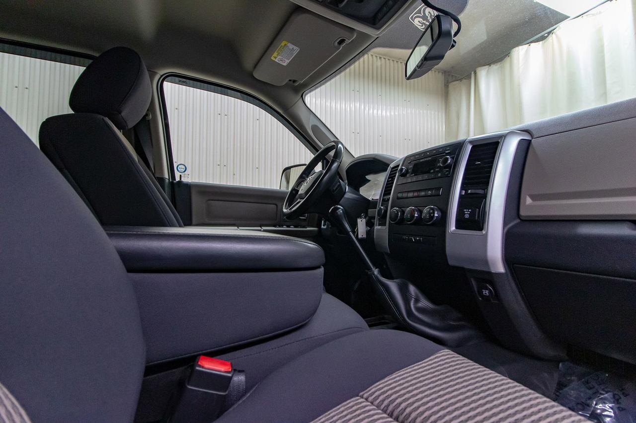 2012 Ram 3500 4x4 Crew Cab SLT Dually Diesel Manual Red Deer AB