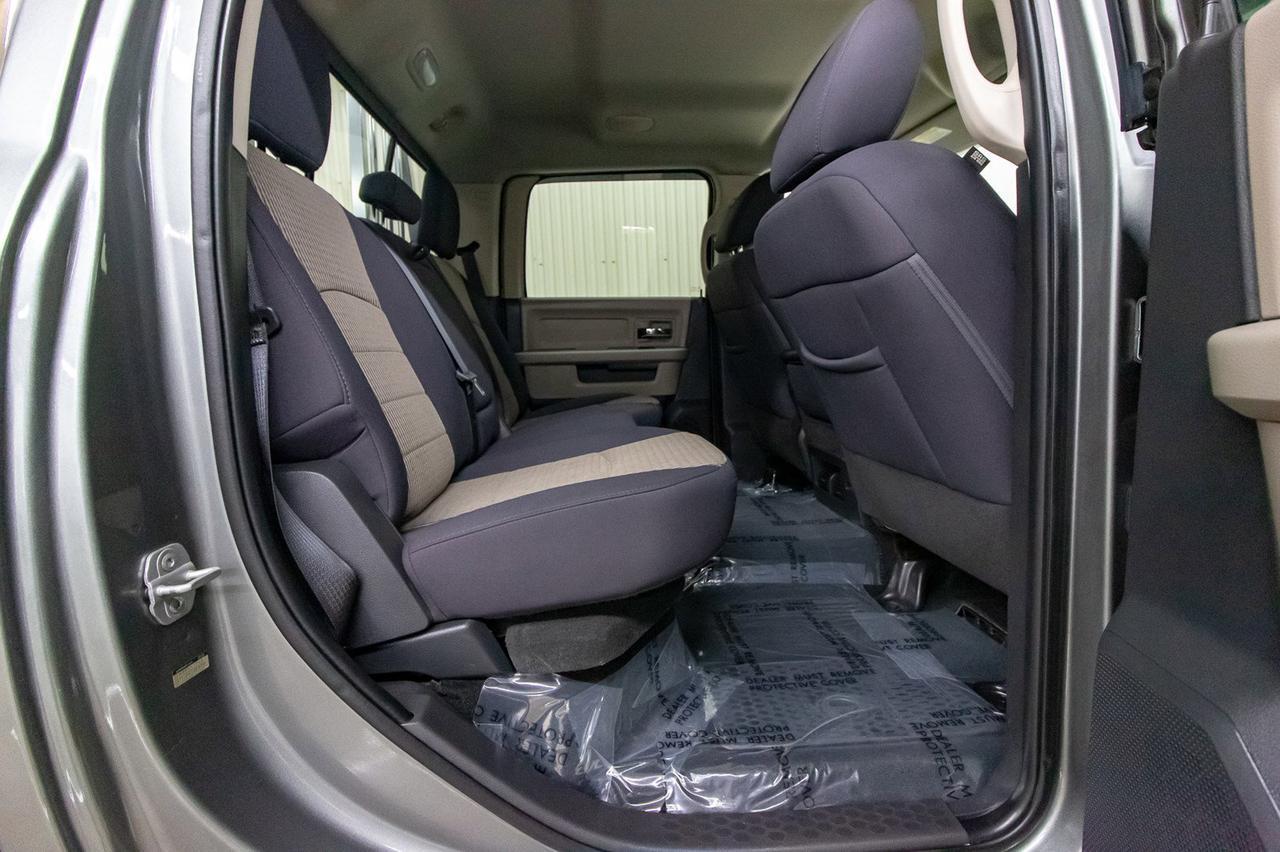 2012 Ram 3500 4x4 Crew Cab SLT Dually Diesel Manual Red Deer AB