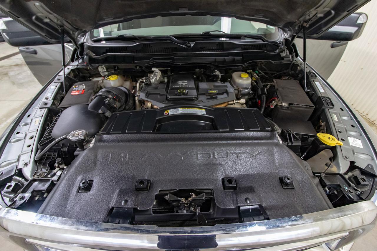 2012 Ram 3500 4x4 Crew Cab SLT Dually Diesel Manual Red Deer AB