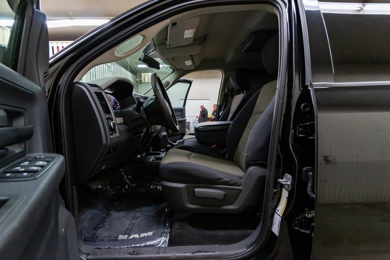 2012 Ram 3500 4x4 Crew Cab ST Diesel Lift BCam Red Deer AB