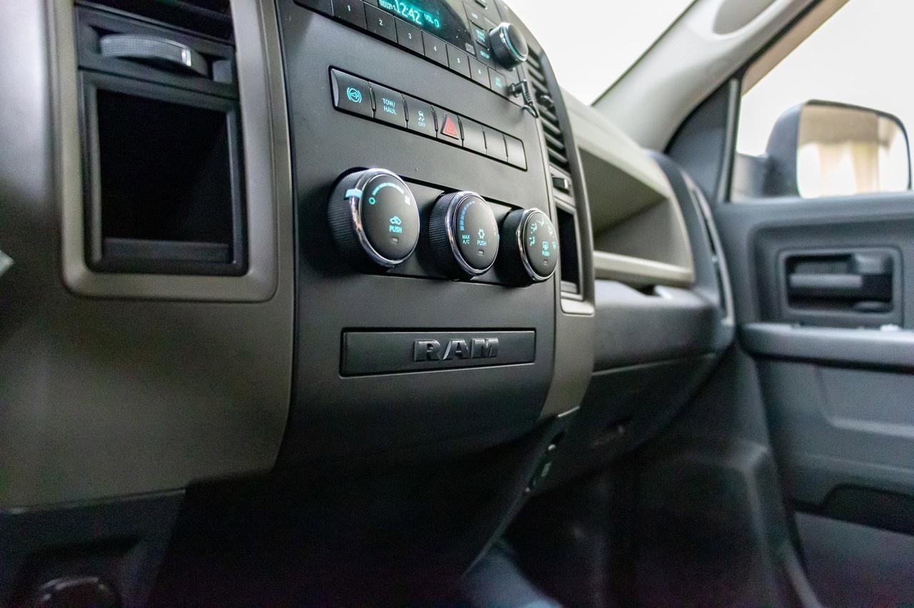 2012 Ram 3500 4x4 Crew Cab ST Diesel Lift BCam Red Deer AB