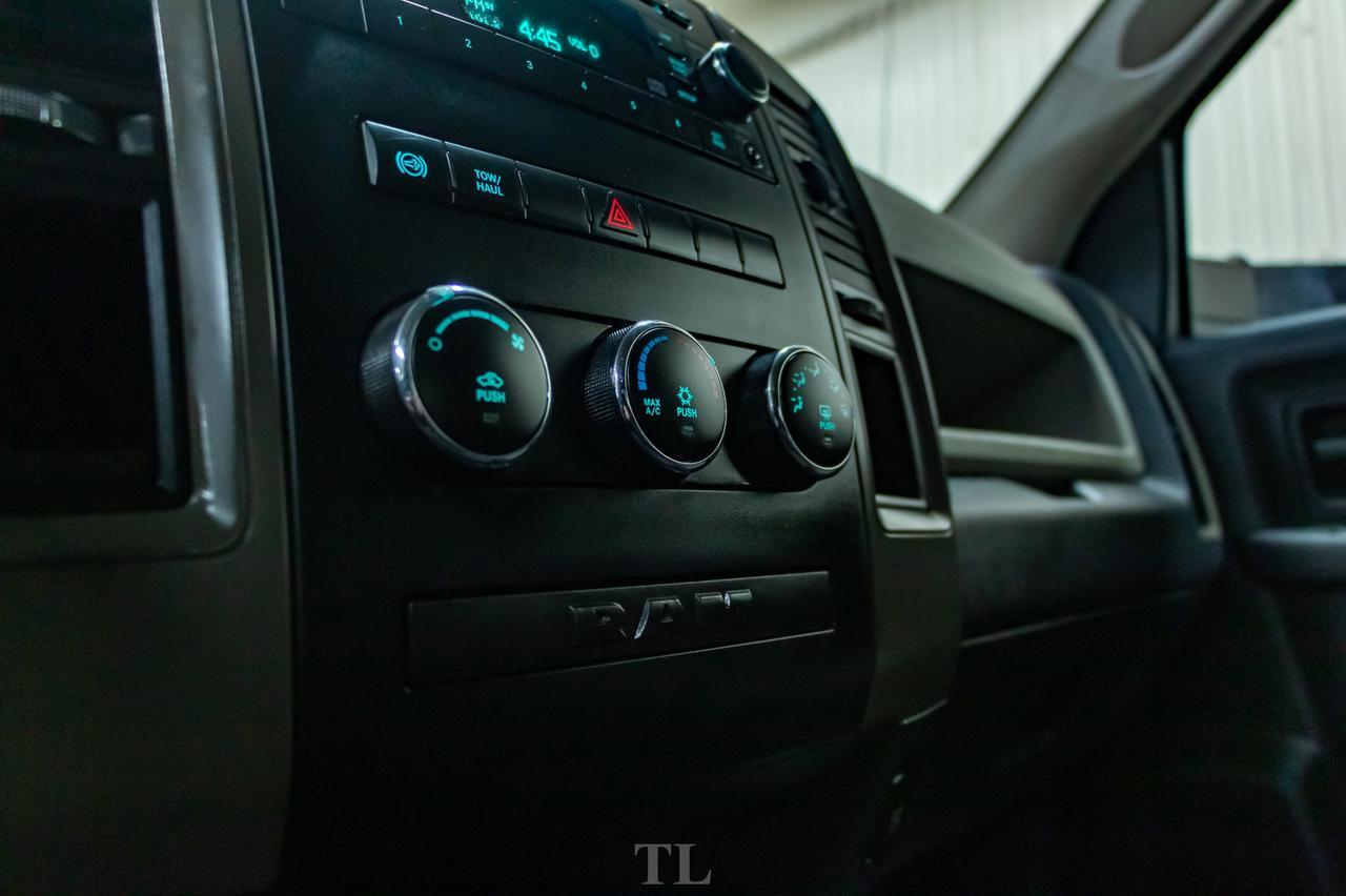 2012 Ram 3500 4x4 Crew Cab SXT Deck Diesel Power Liftgate Red Deer AB