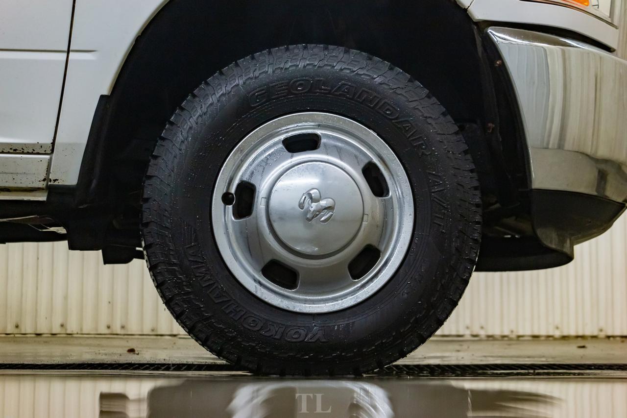 2012 Ram 3500 4x4 Crew Cab SXT Deck Diesel Power Liftgate Red Deer AB
