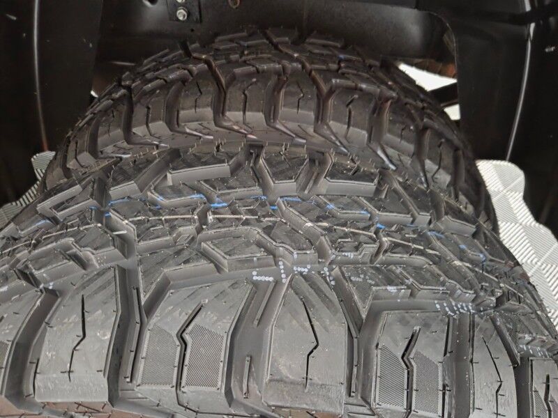 2012 Ram 3500 Big Horn 6 Speed Manual Dually 6.7L Diesel New 20in Wheels 35in Tires Arlington TX