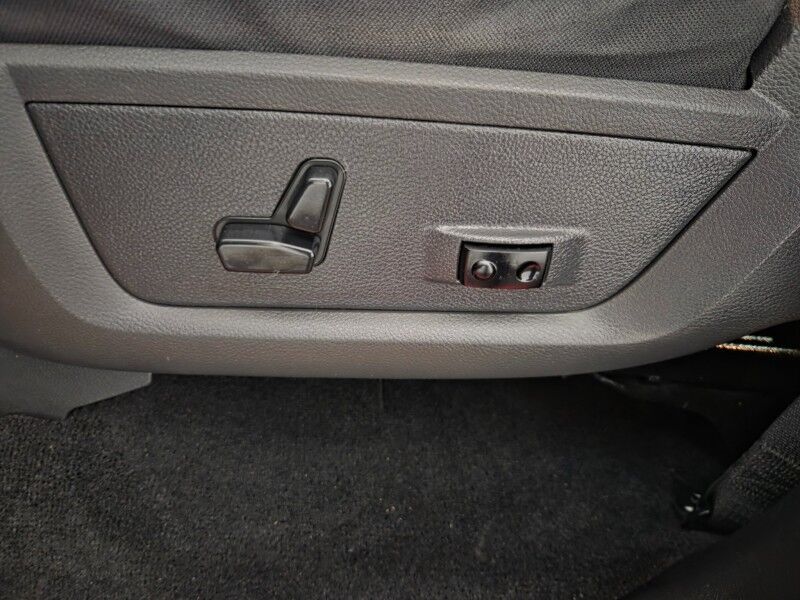 2012 Ram 3500 Lone Star Dually 4WD 6.7L Diesel 20in Wheels 35in Tires FREE WARRANTY Arlington TX