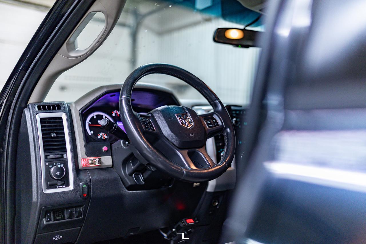 2012 Ram 5500 4x4 Crew Cab SLT Picker Deck Diesel AISIN Red Deer AB