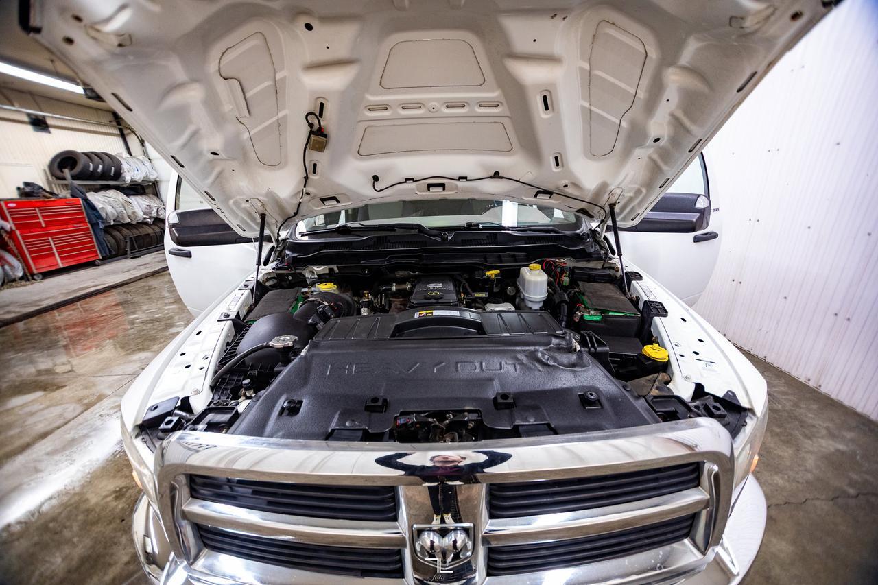 2012 Ram 5500 4x4 Reg Cab SLT Deck Diesel Red Deer AB