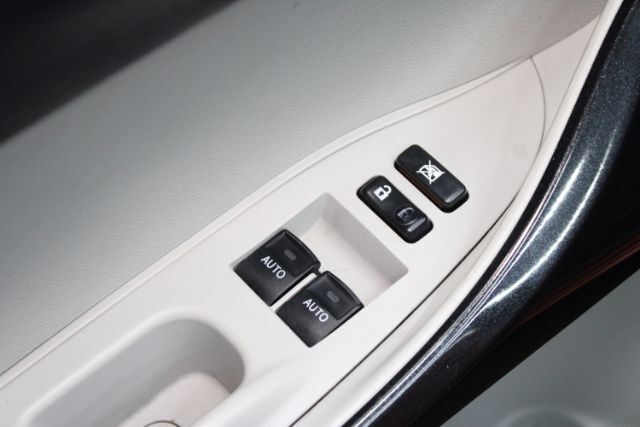 2012 Scion iQ BASE Chantilly VA