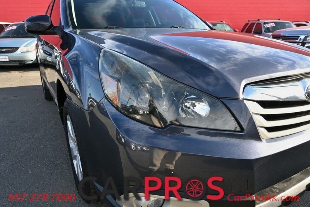 2012 Subaru Outback 2.5i Premium - All Wheel Drive - Automatic - Power & Heated Cloth Seats - Power Mirrors, Windows & Door Locks - Keyless Entry - Auto Dimming Rearview Mirror w/ Garage Door Opener - 1 Owner Anchorage AK