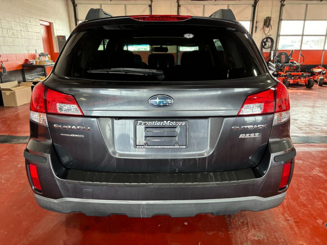 2012 Subaru Outback 2.5i Premium Franklin OH