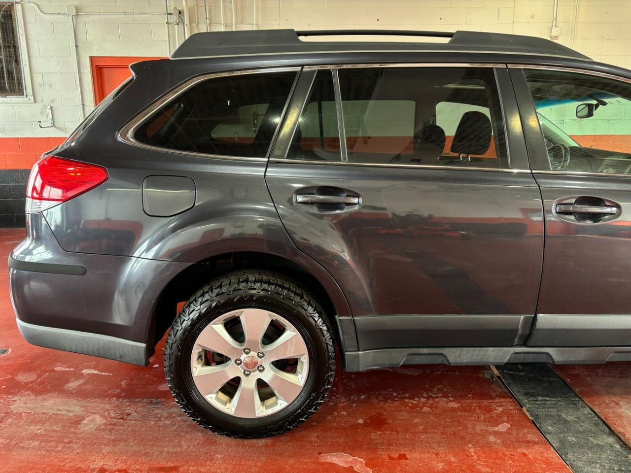 2012 Subaru Outback 2.5i Premium Franklin OH