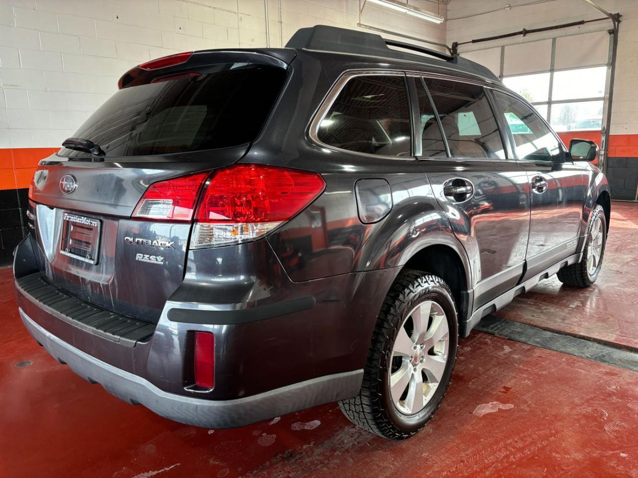 2012 Subaru Outback 2.5i Premium Franklin OH